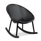 Fauteuil à bascule moderne du milieu du siècle en plastique, pieds en plastique avec siège perforé en forme d'œuf respirant pour usage intérieur/extérieur