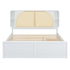 Lit plateforme blanc Queen Size avec tête de lit en rotin, deux tiroirs et lit gigogne