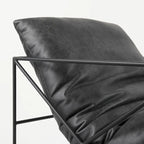 Fauteuil d'appoint Leonidas en similicuir noir avec cadre en métal noir