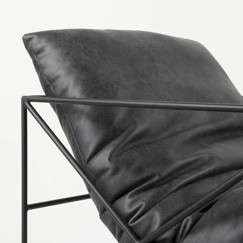 Fauteuil d'appoint Leonidas en similicuir noir avec cadre en métal noir