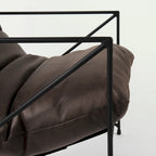 Fauteuil d'appoint Leonidas en similicuir noir avec cadre en métal noir