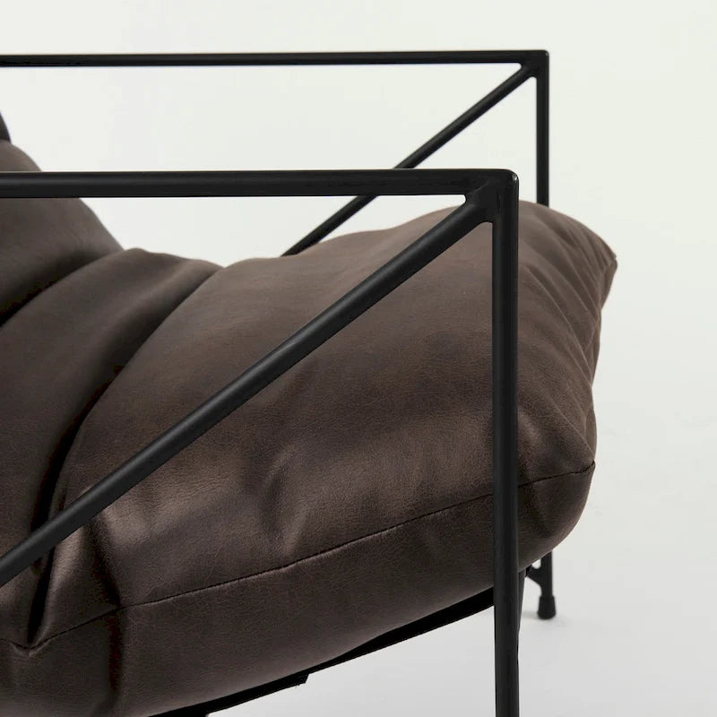 Fauteuil d'appoint Leonidas en similicuir noir avec cadre en métal noir