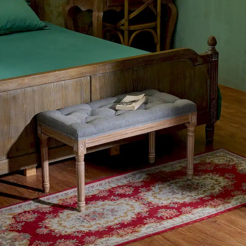 Banc français vintage capitonné avec cadre en bois massif sculpté