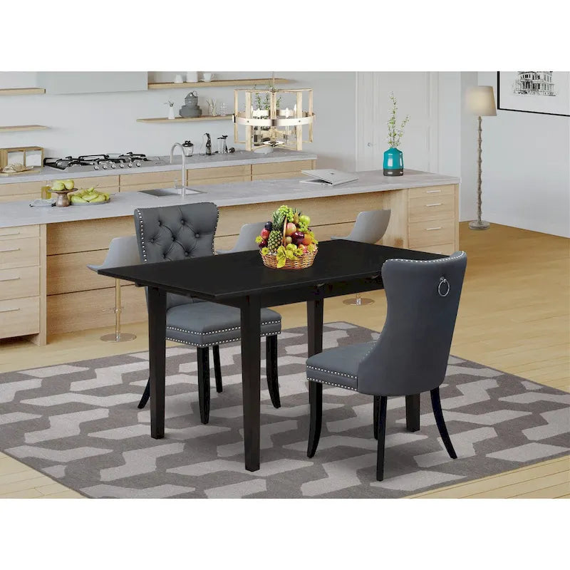Table de cuisine - une table à manger avec rallonge papillon et chaises Parsons, noires